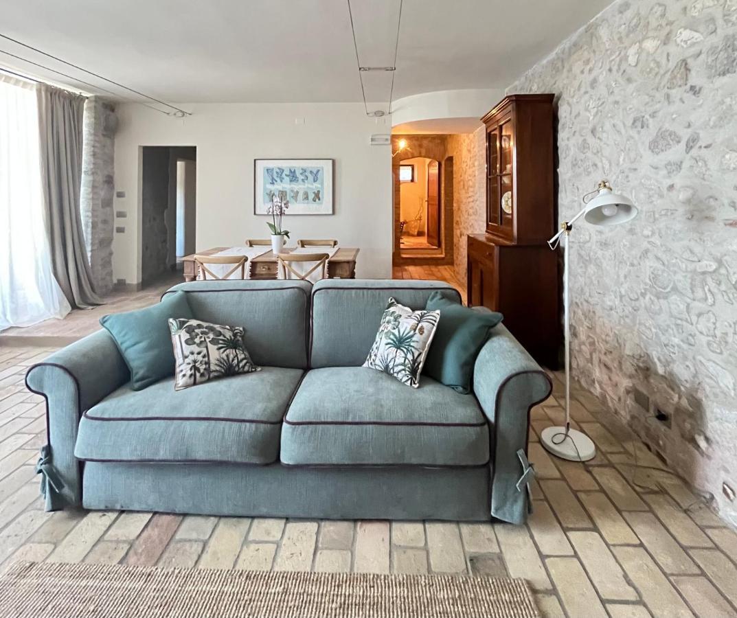 Le Mansarine Charme B&B Castellaro  Экстерьер фото